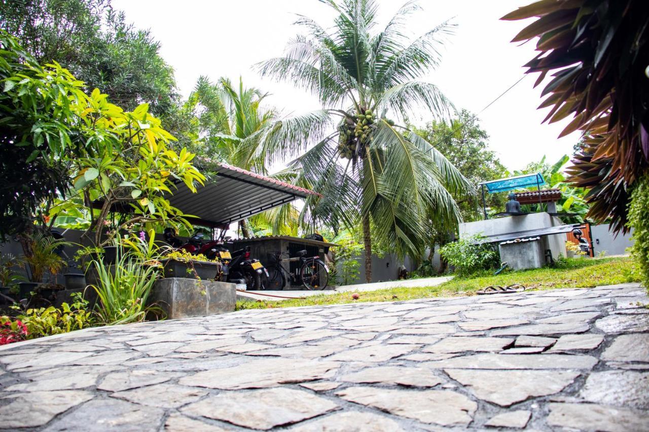 Sri Villa Rest Hikkaduwa Exteriér fotografie
